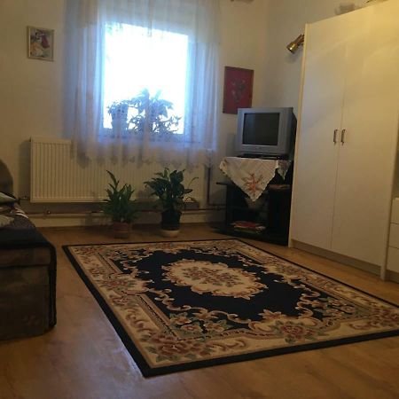 Lady Margit'S Room Сомбатхей Экстерьер фото